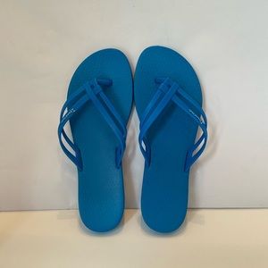 NW/OT Women’s Ipanema sandals